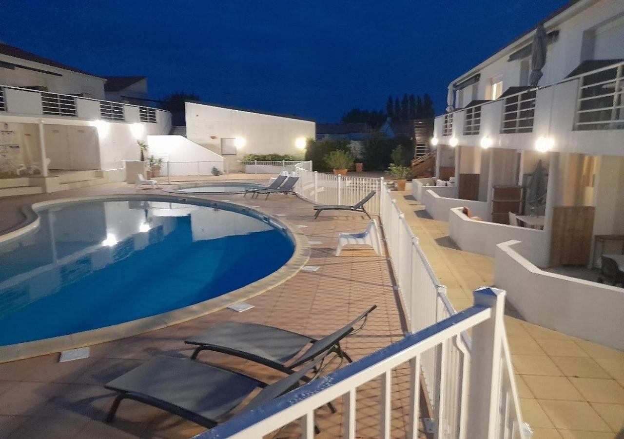 Resid'Azur Appartement T2-Pmr- Piscine Privee Сен-Жан-де-Мон Екстериор снимка